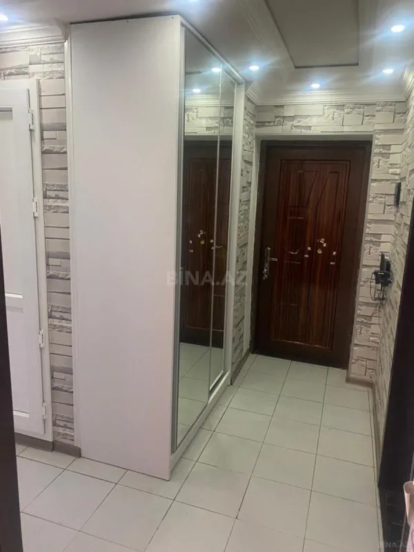 Satılır 3 otaqlı mənzil 70 m²