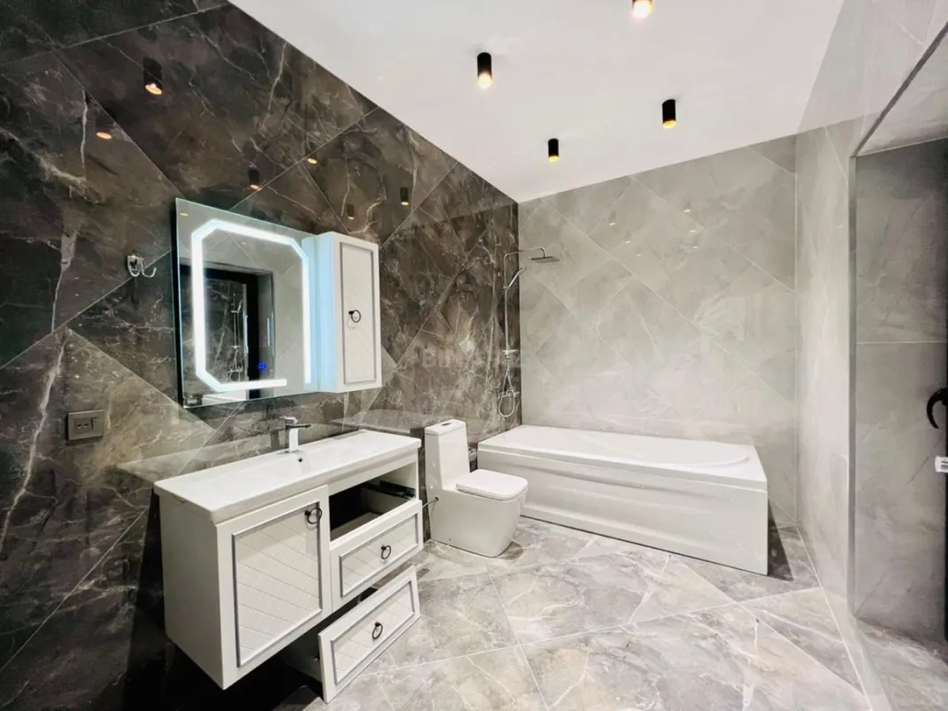 Kirayə verilir 5 otaqlı həyət evi 400 m²