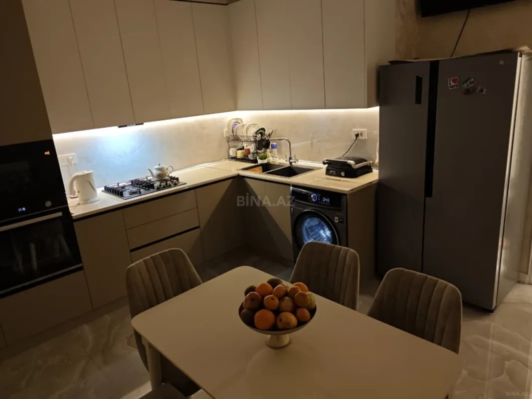 Satılır 4 otaqlı mənzil 124 m²