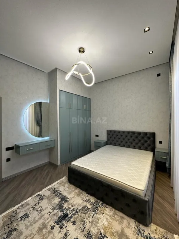 Kirayə verilir 4 otaqlı həyət evi 240 m²