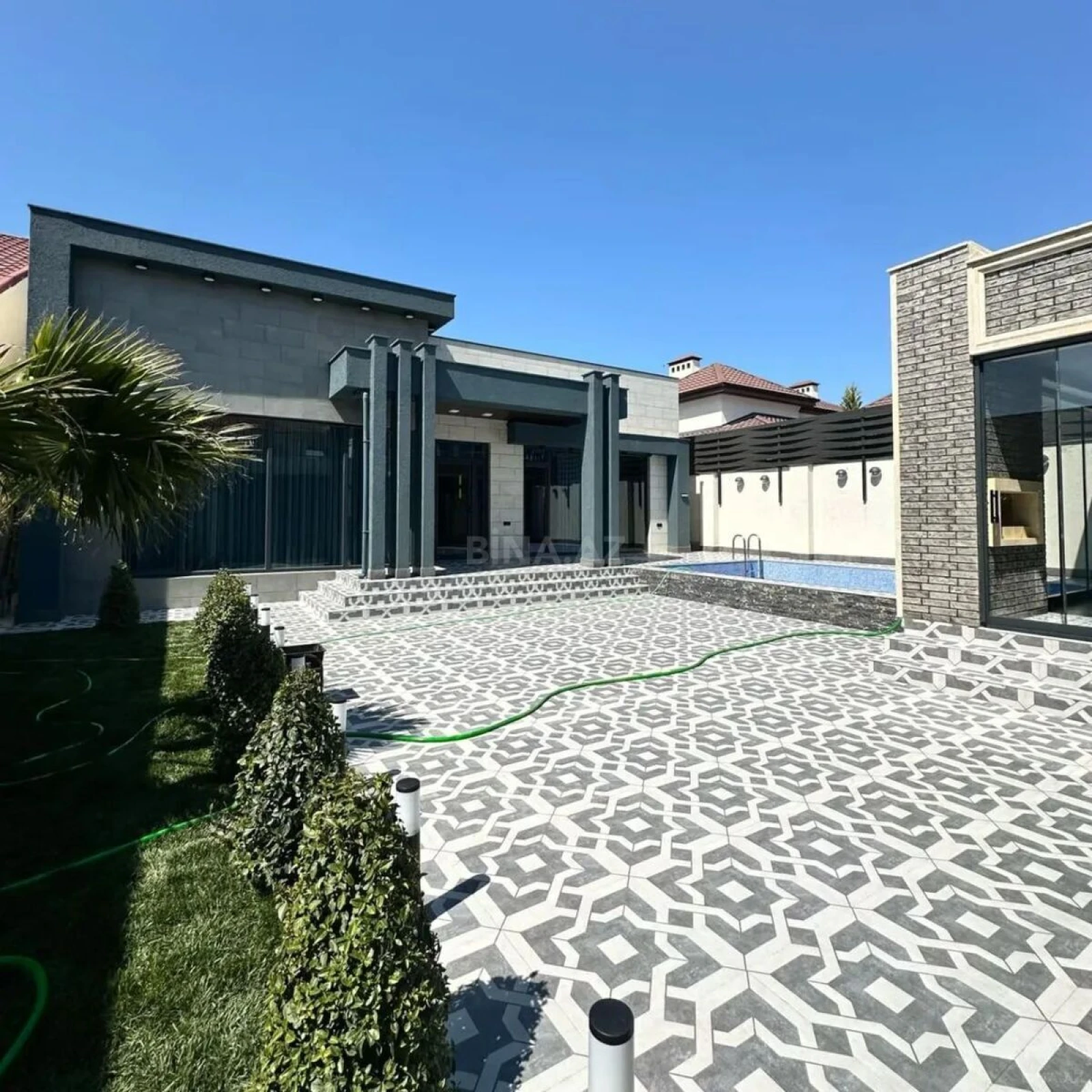Kirayə verilir 4 otaqlı həyət evi 220 m²