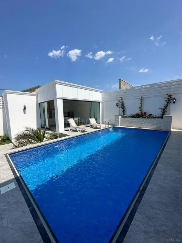 Kirayə verilir 4 otaqlı həyət evi 220 m²