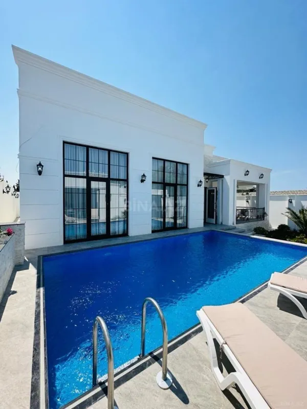 Kirayə verilir 4 otaqlı həyət evi 220 m²