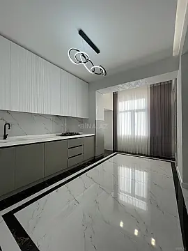 Satılır 3 otaqlı mənzil 101 m²