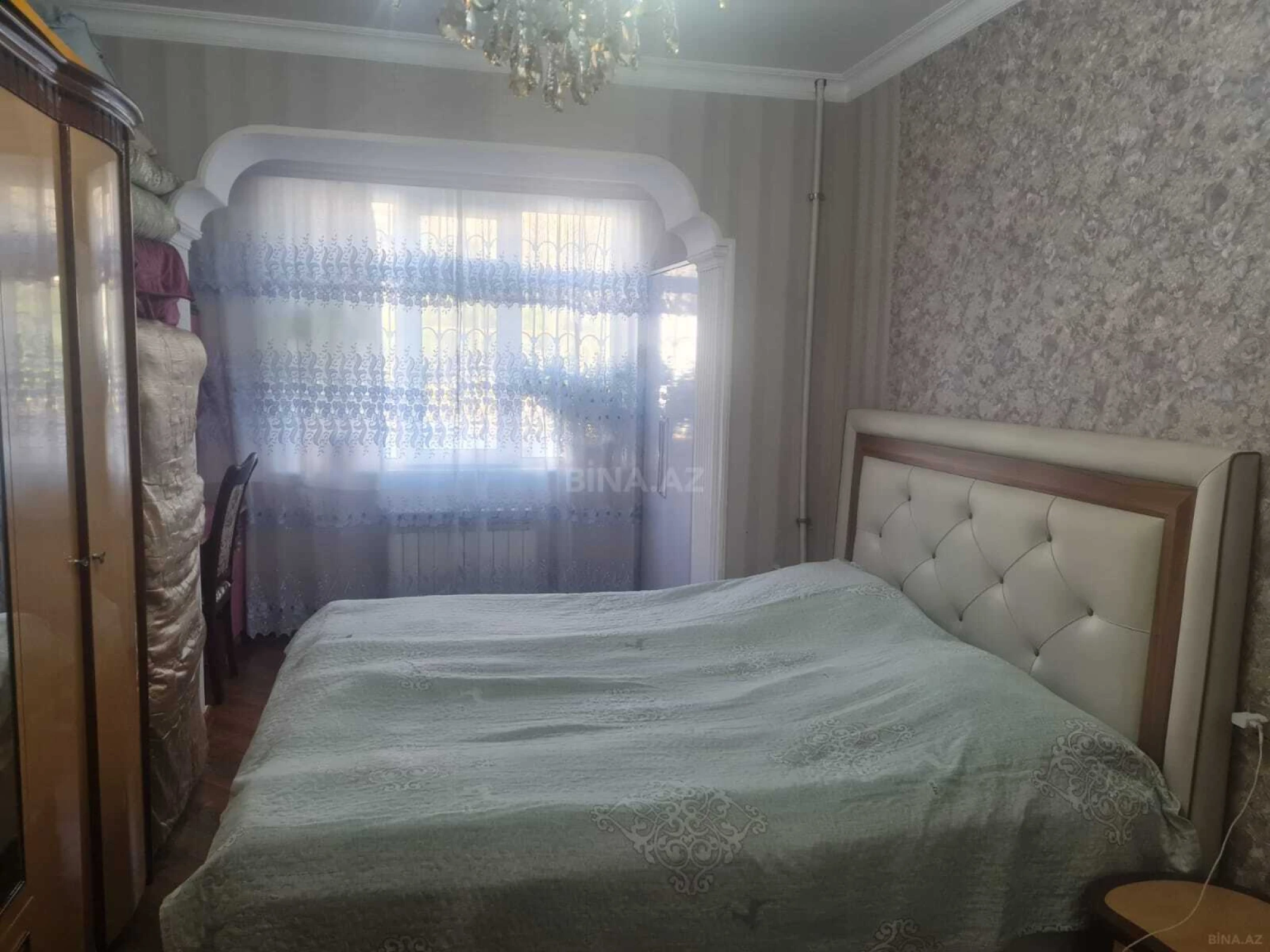 Satılır 4 otaqlı mənzil 100 m²