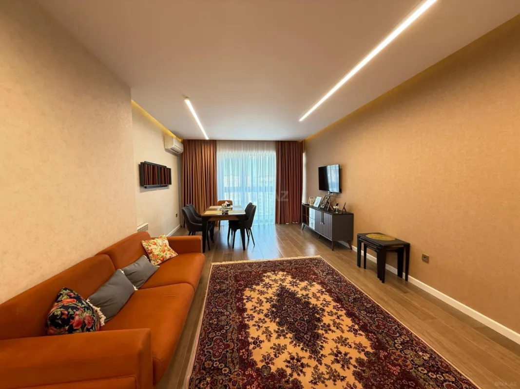 Satılır 2 otaqlı mənzil 90 m²