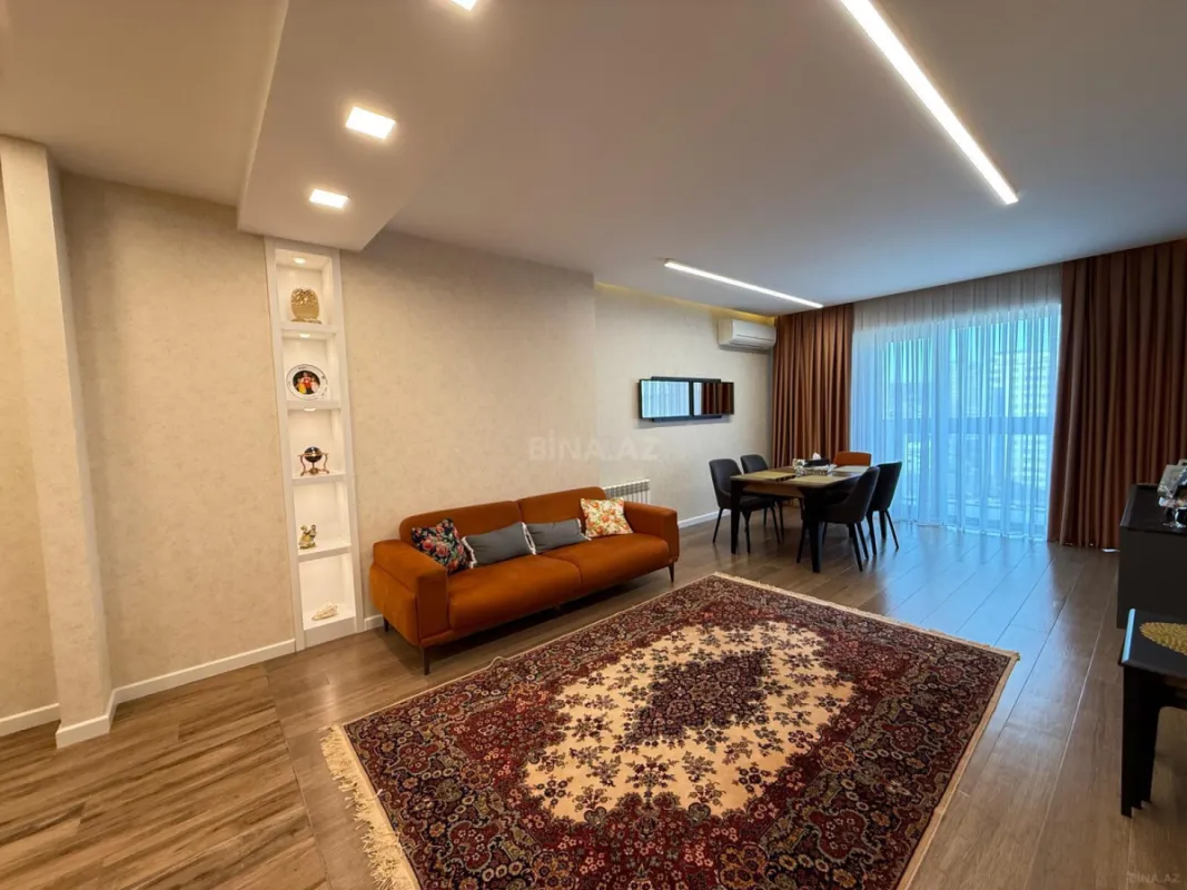Satılır 2 otaqlı mənzil 90 m²