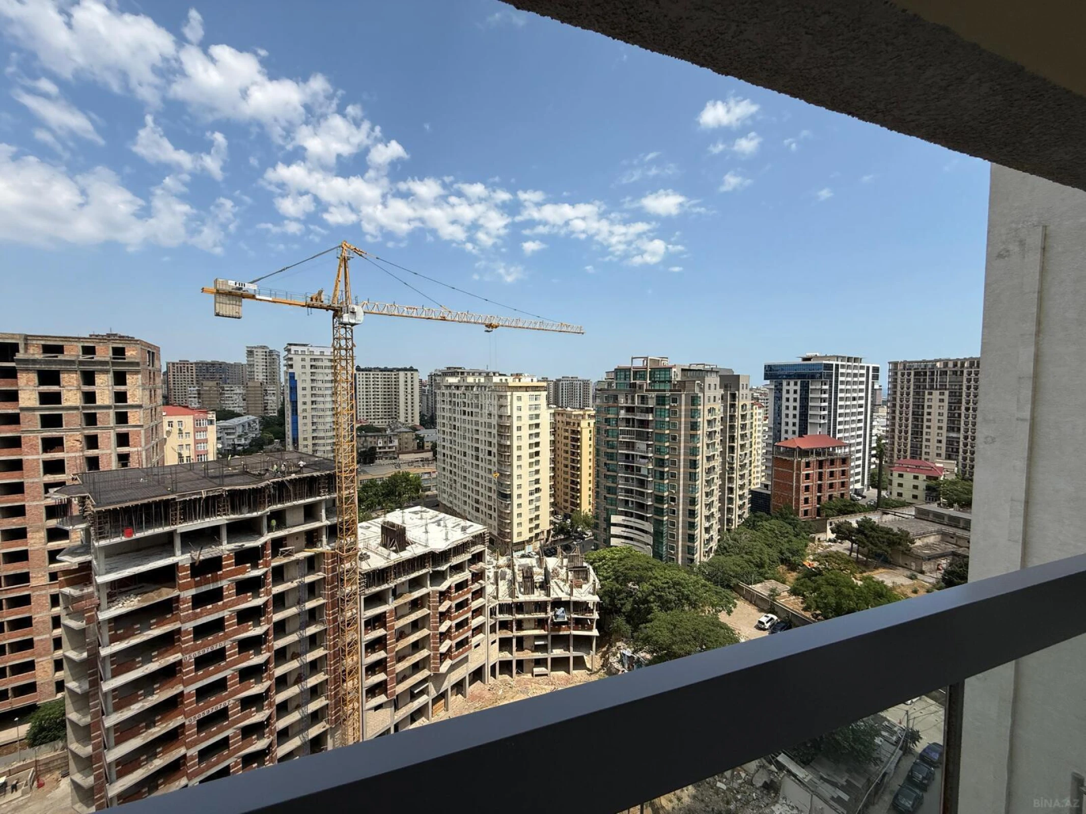 Satılır 2 otaqlı mənzil 90 m²
