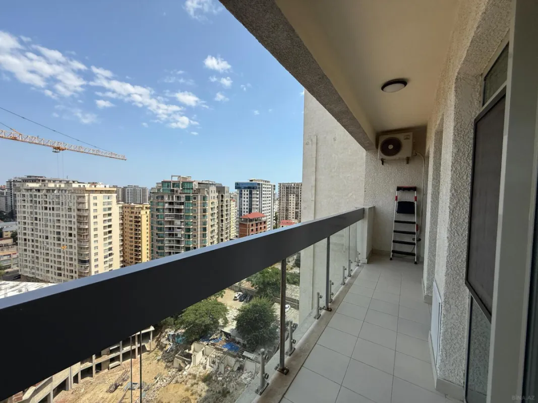 Satılır 2 otaqlı mənzil 90 m²