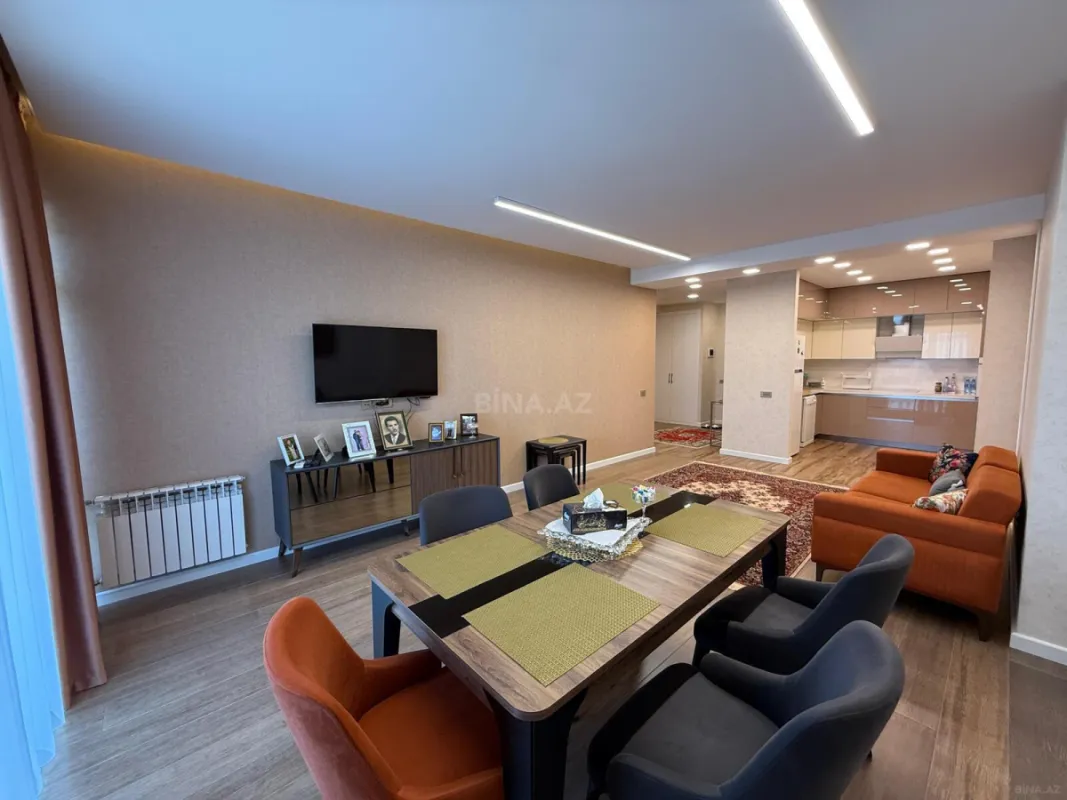 Satılır 2 otaqlı mənzil 90 m²