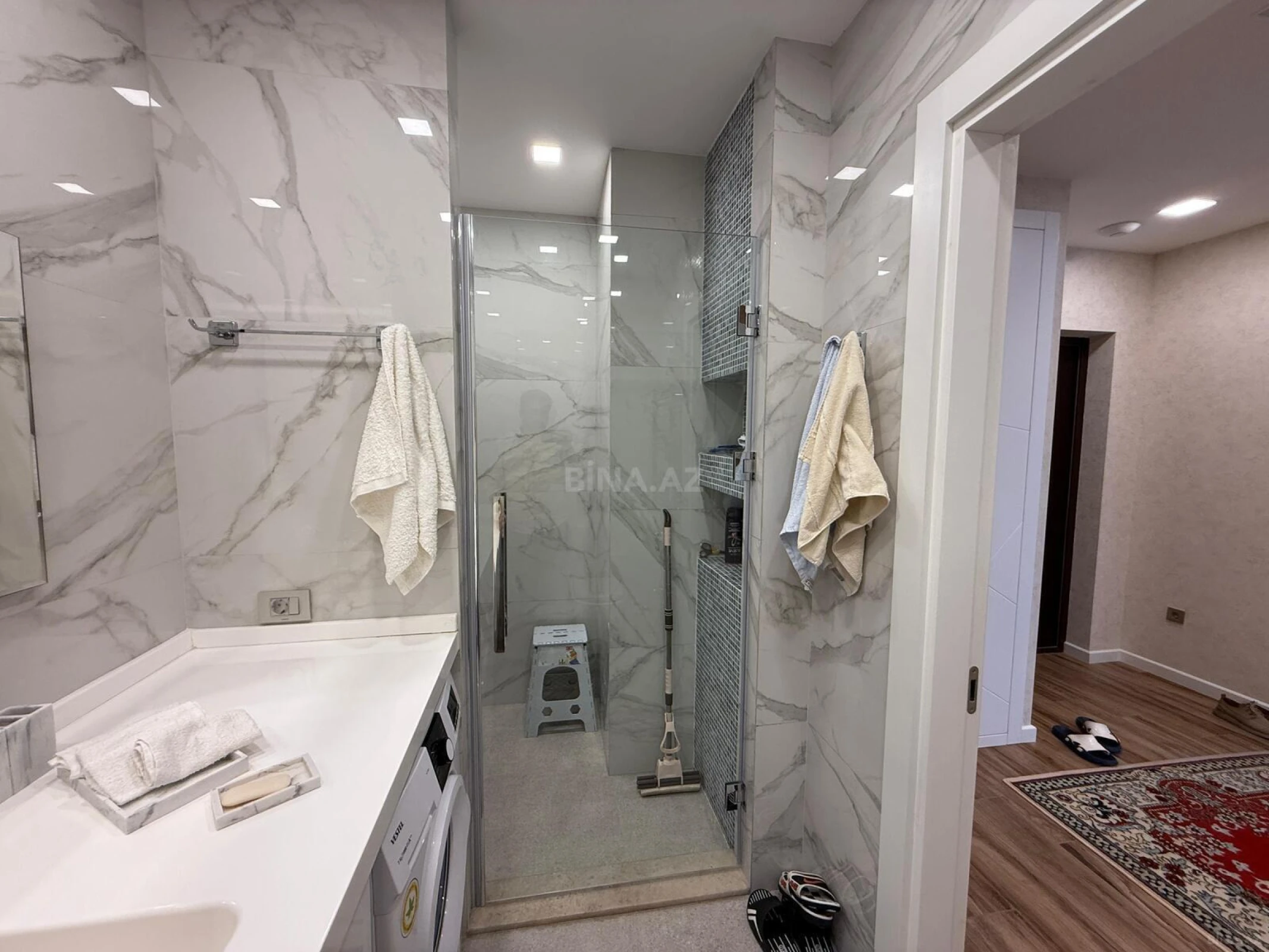 Satılır 2 otaqlı mənzil 90 m²