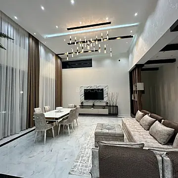 Kirayə verilir 4 otaqlı həyət evi 240 m²