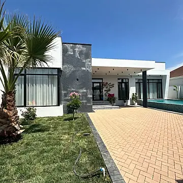 Kirayə verilir 4 otaqlı həyət evi 200 m²