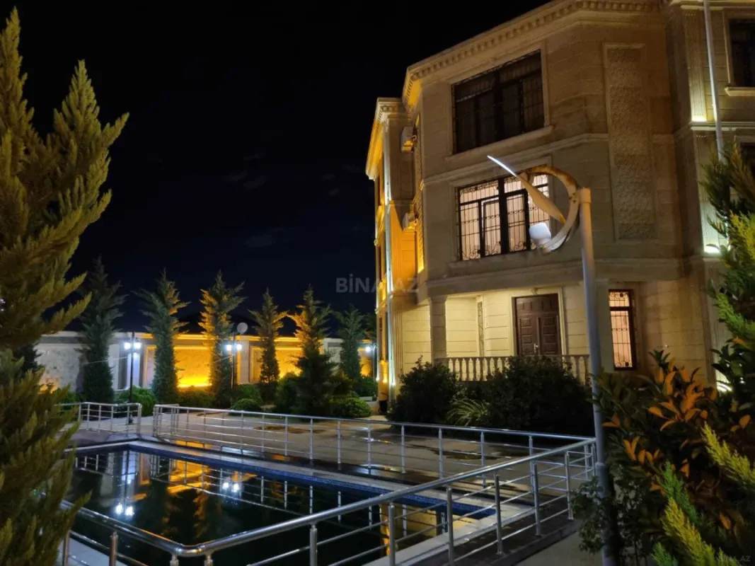 Kirayə verilir 6 otaqlı həyət evi 400 m²