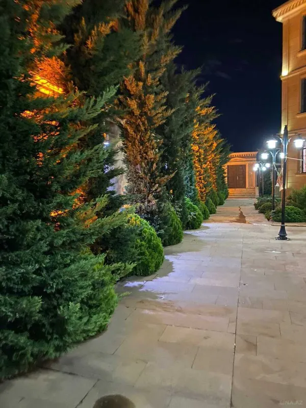 Kirayə verilir 6 otaqlı həyət evi 400 m²
