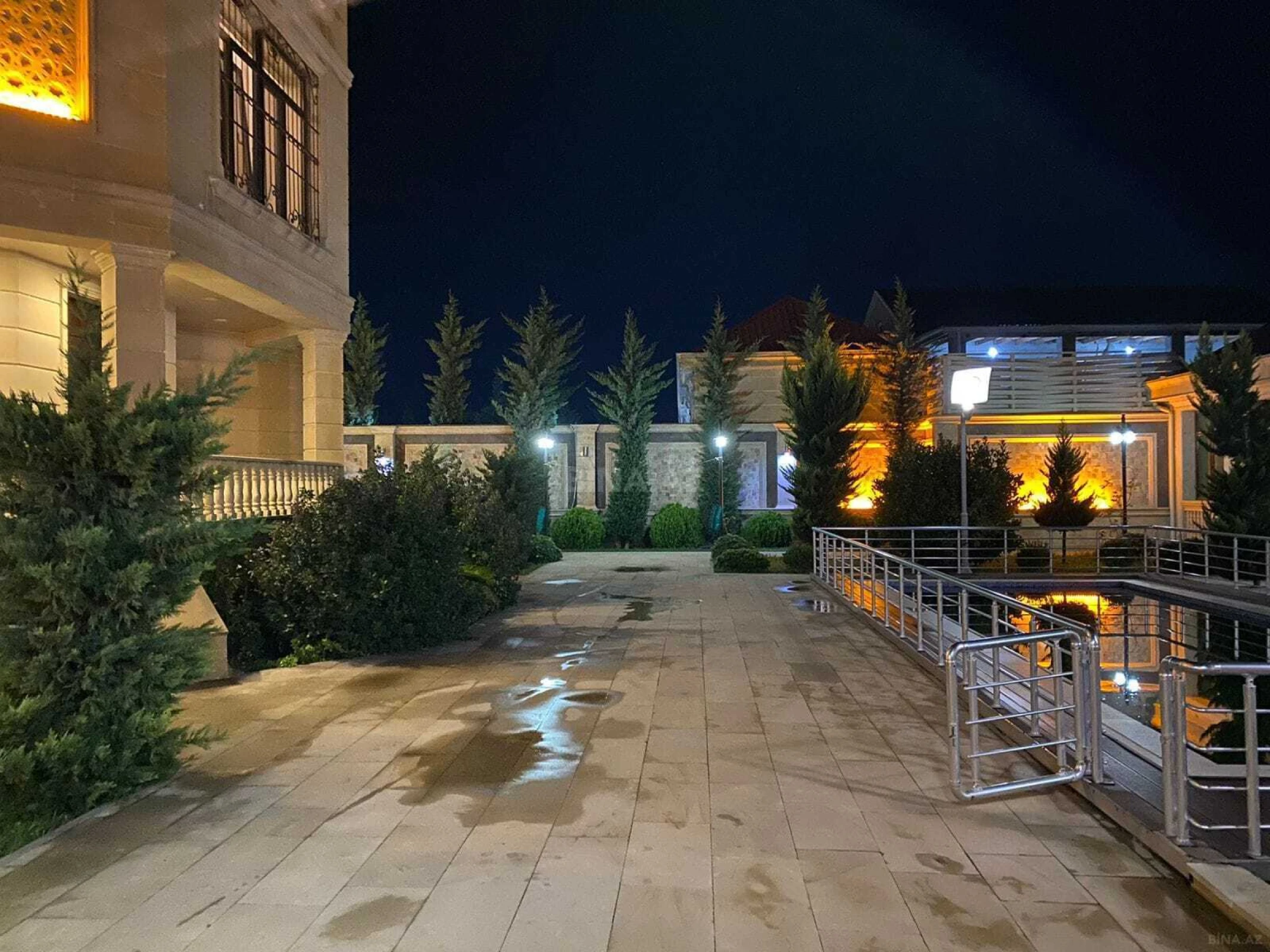 Kirayə verilir 6 otaqlı həyət evi 400 m²