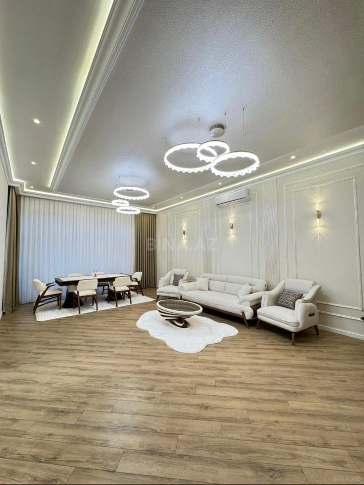 Kirayə verilir 4 otaqlı həyət evi 340 m²