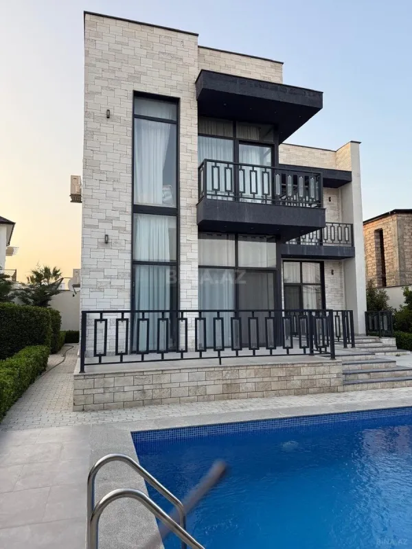 Kirayə verilir 4 otaqlı həyət evi 340 m²
