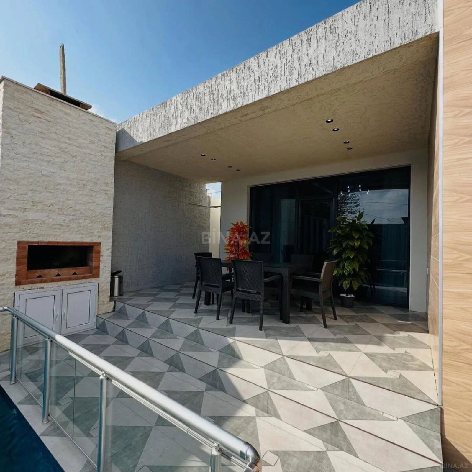 Kirayə verilir 4 otaqlı həyət evi 200 m²