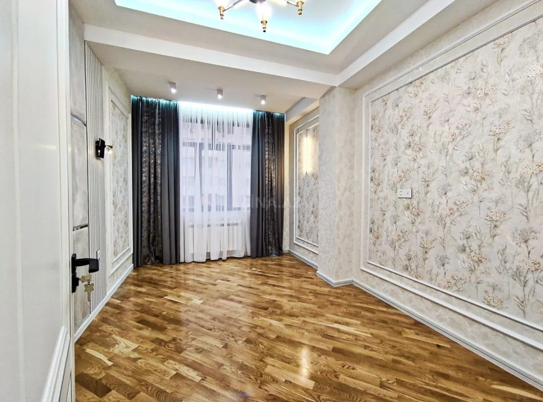 Satılır 3 otaqlı mənzil 119 m²