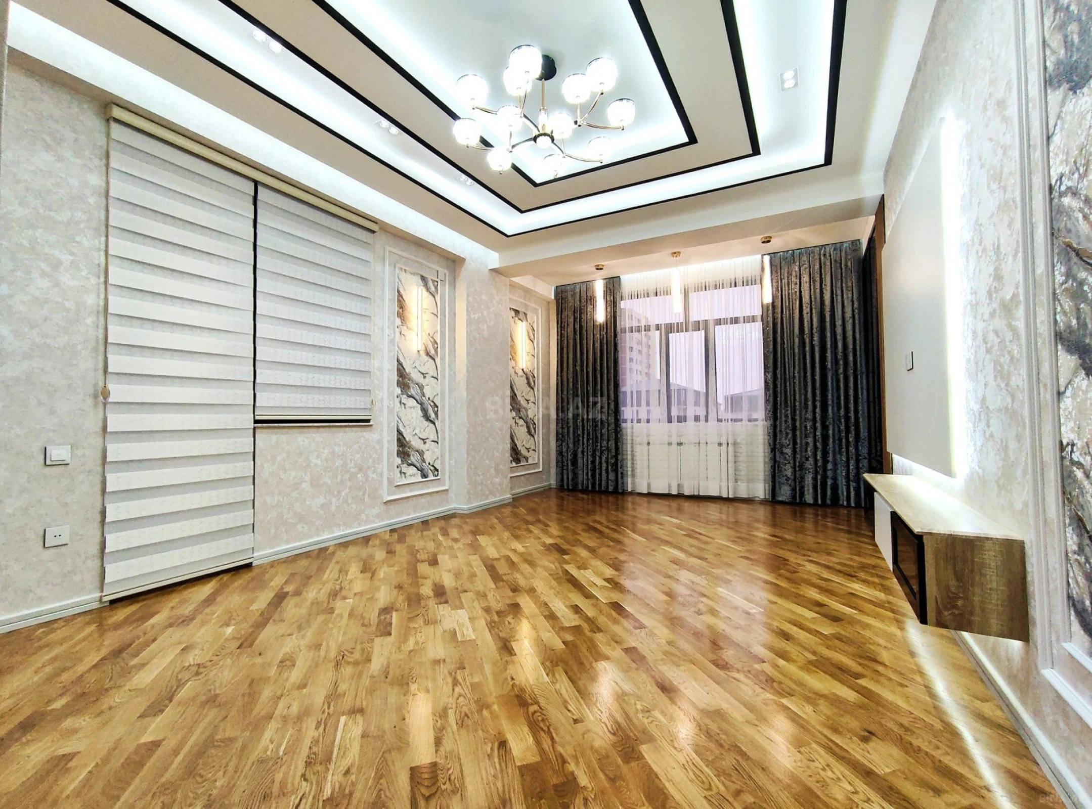 Satılır 3 otaqlı mənzil 119 m²