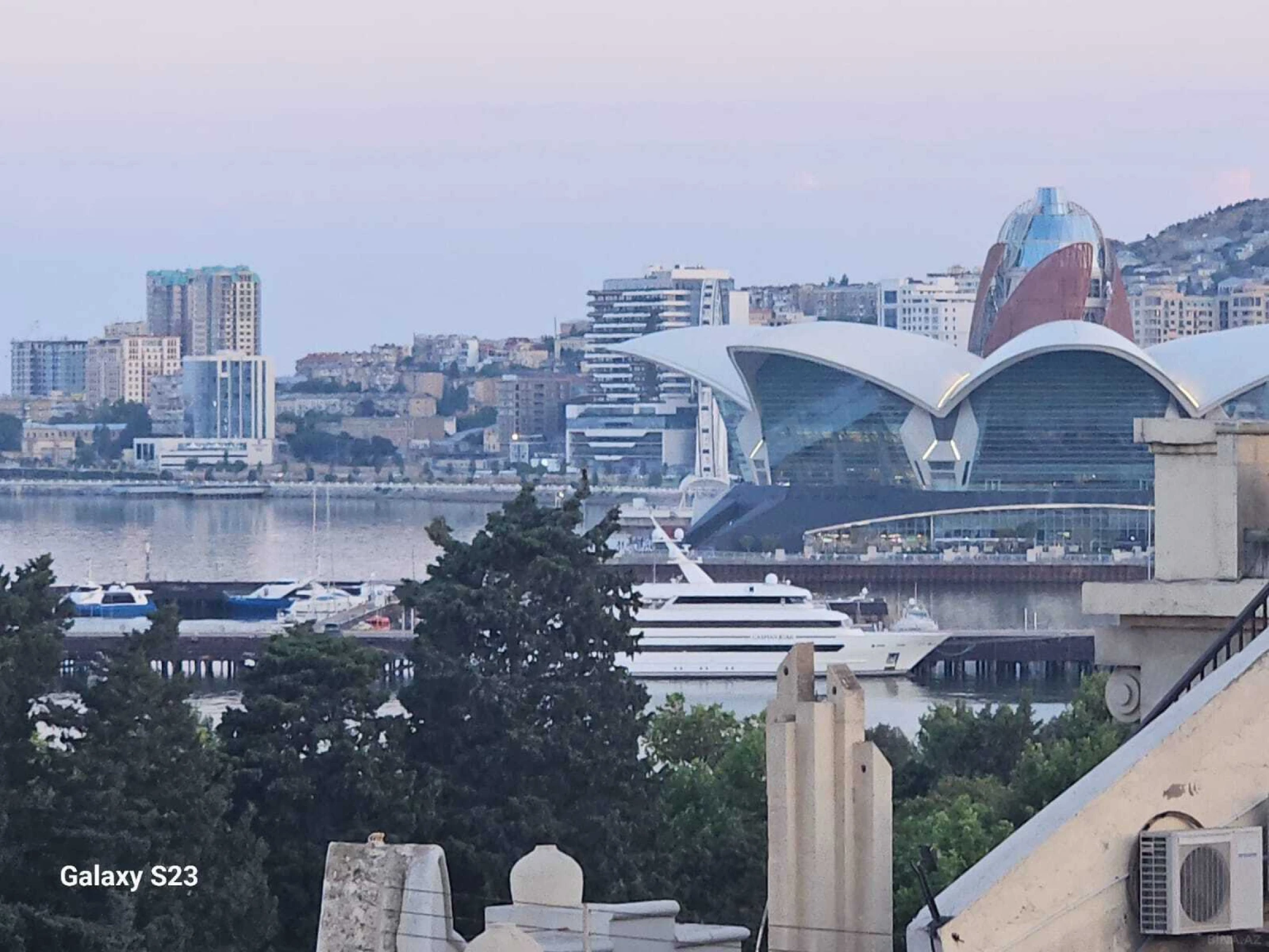 Satılır 3 otaqlı mənzil 100 m²