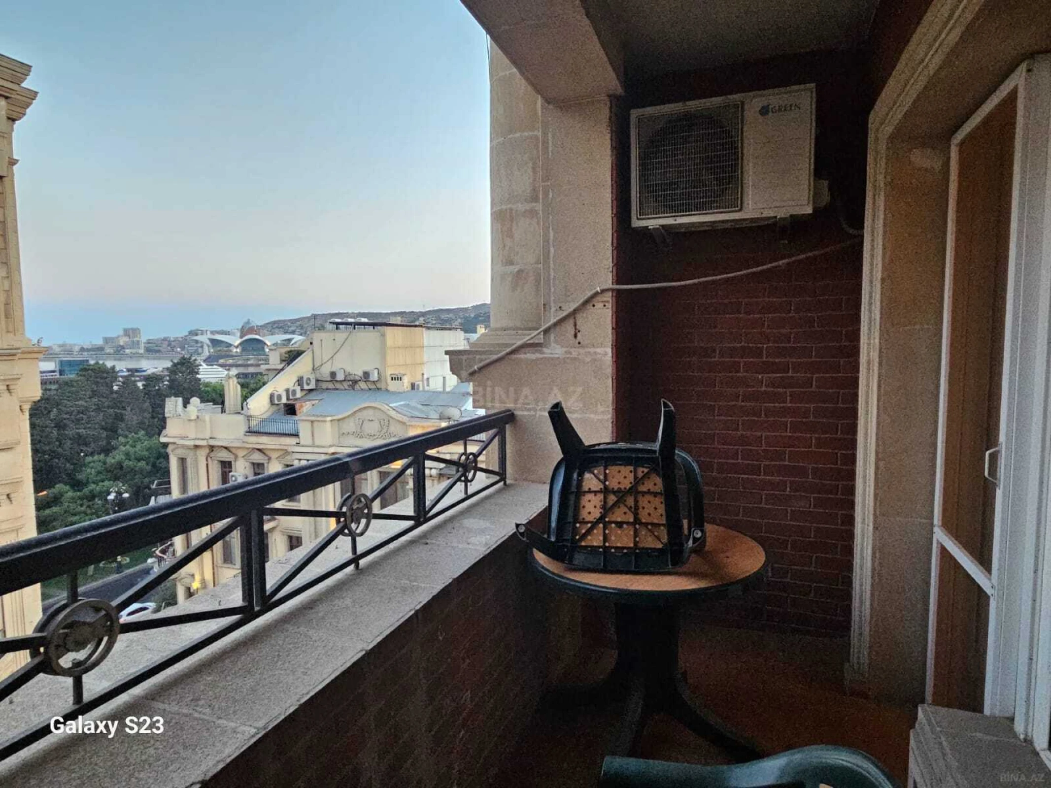 Satılır 3 otaqlı mənzil 100 m²