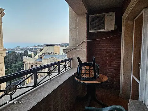 Satılır 3 otaqlı mənzil 100 m²