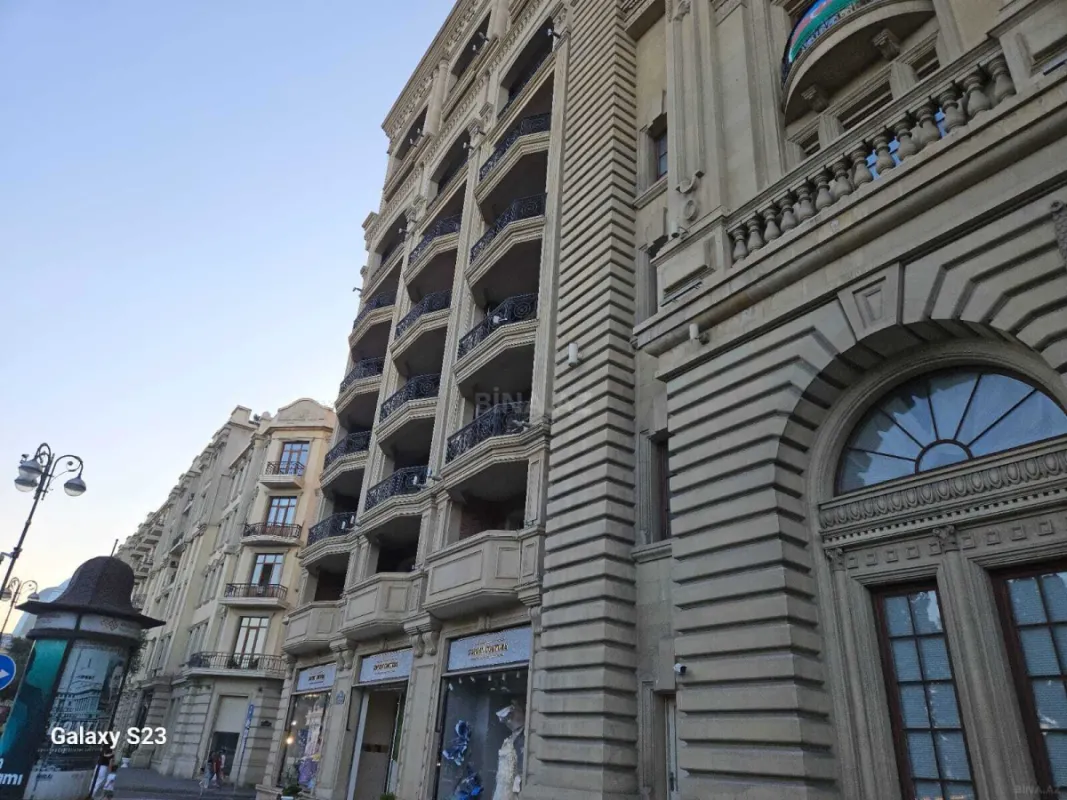 Satılır 3 otaqlı mənzil 100 m²