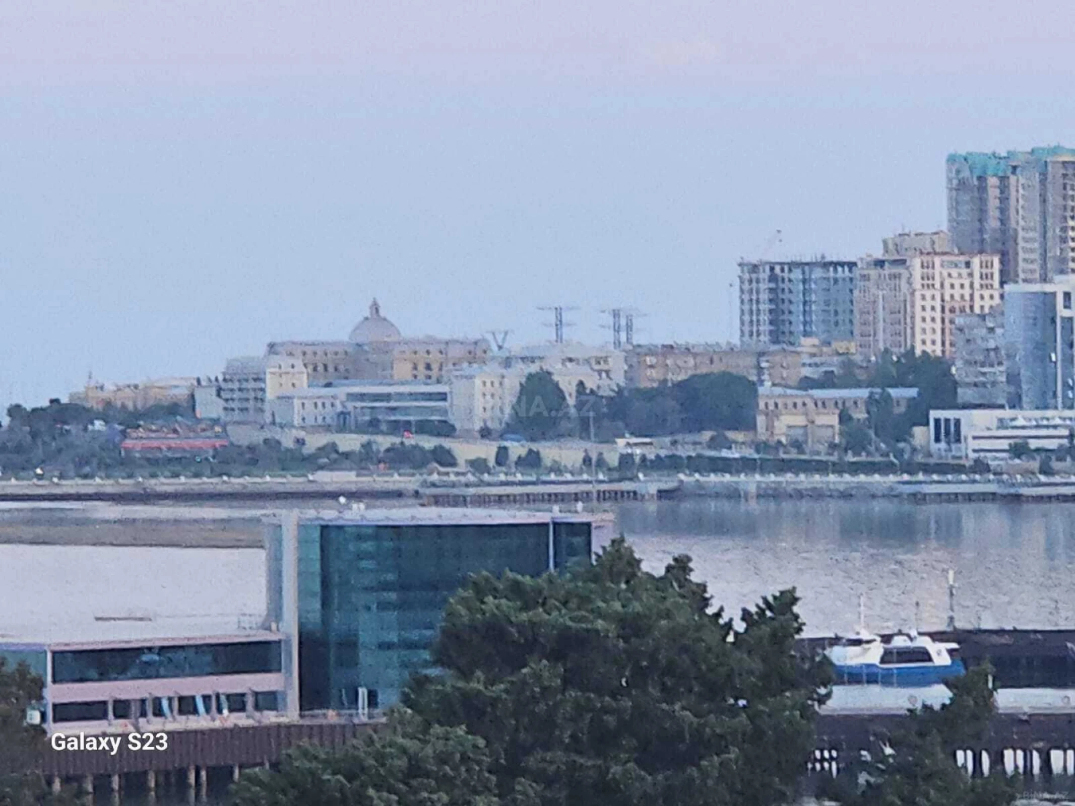 Satılır 3 otaqlı mənzil 100 m²