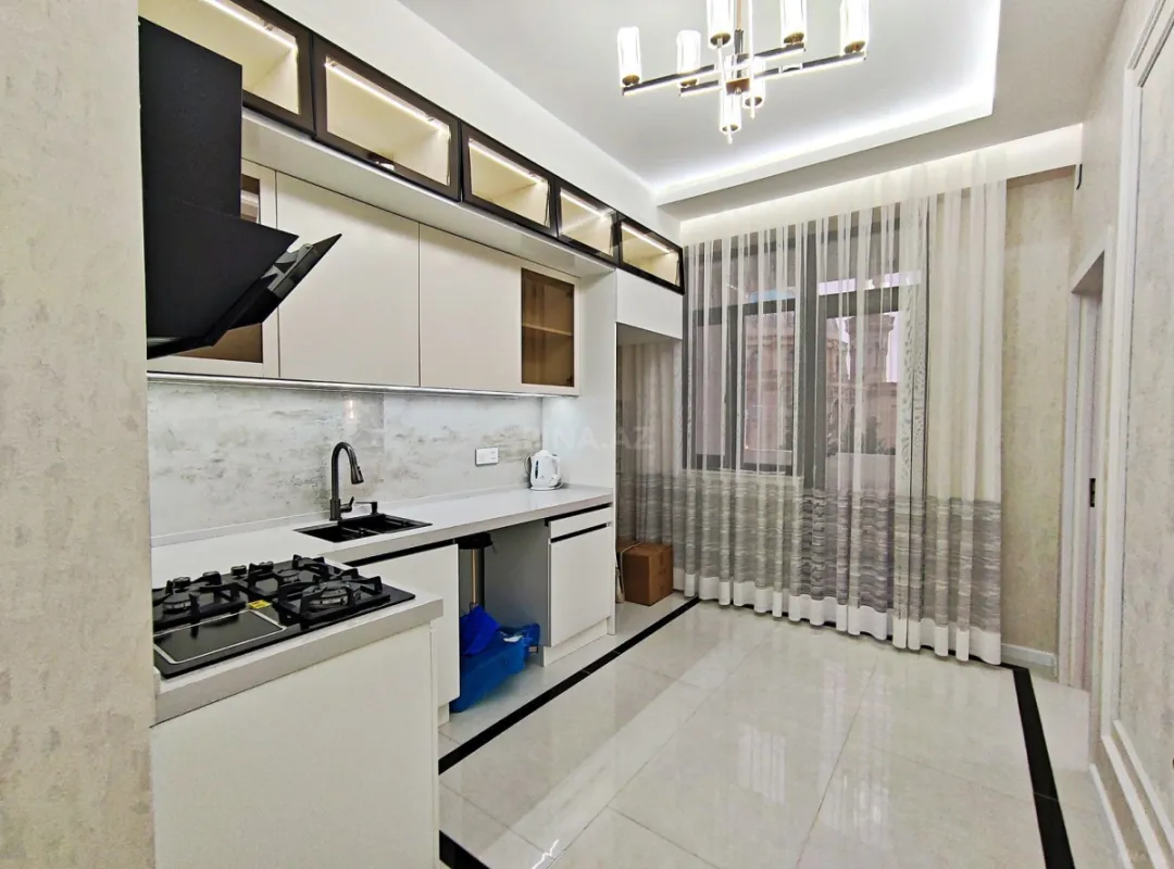 Satılır 3 otaqlı mənzil 87 m²