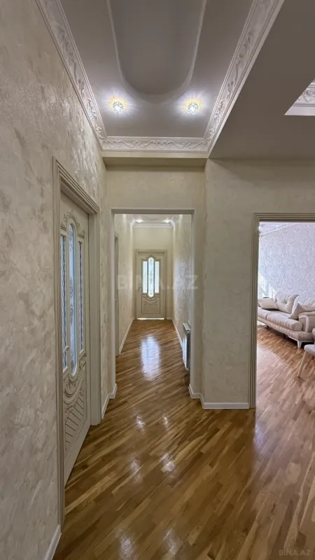 Satılır 3 otaqlı mənzil 115 m²
