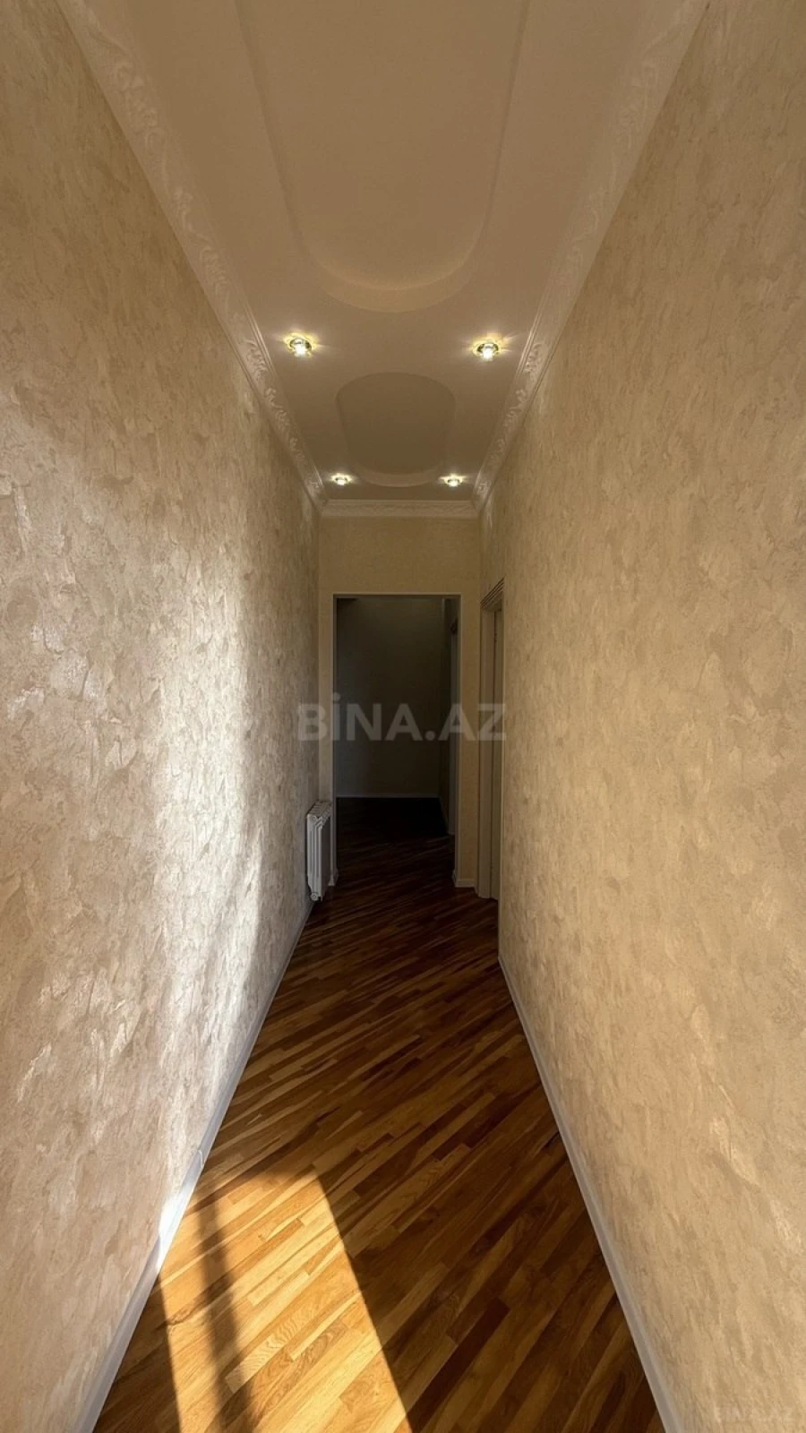 Satılır 3 otaqlı mənzil 115 m²