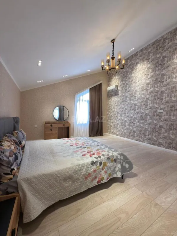 Kirayə verilir 4 otaqlı həyət evi 200 m²