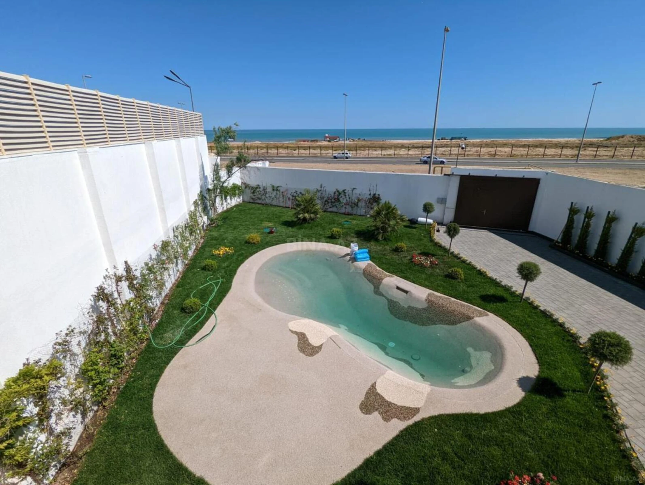 Kirayə verilir 4 otaqlı həyət evi 200 m²