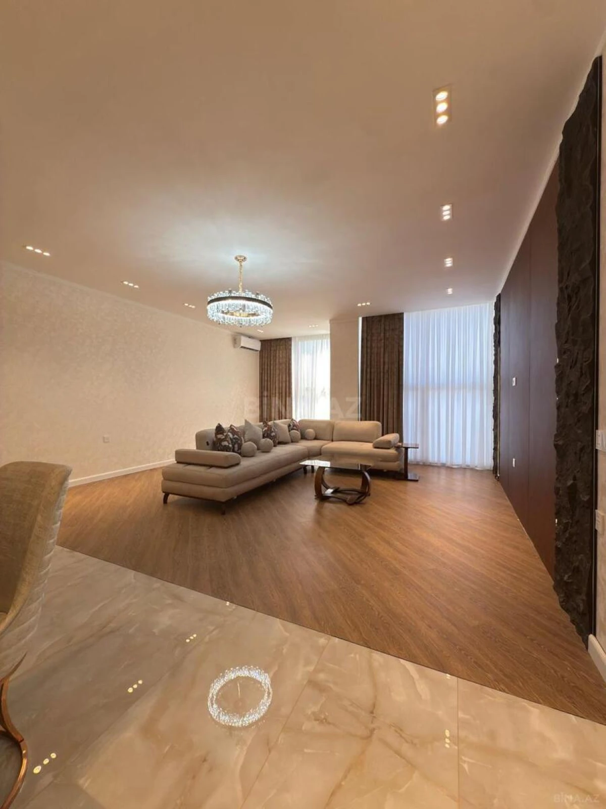 Kirayə verilir 4 otaqlı həyət evi 200 m²