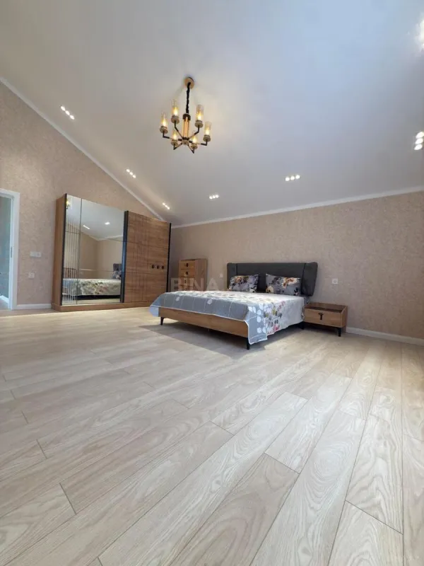 Kirayə verilir 4 otaqlı həyət evi 200 m²
