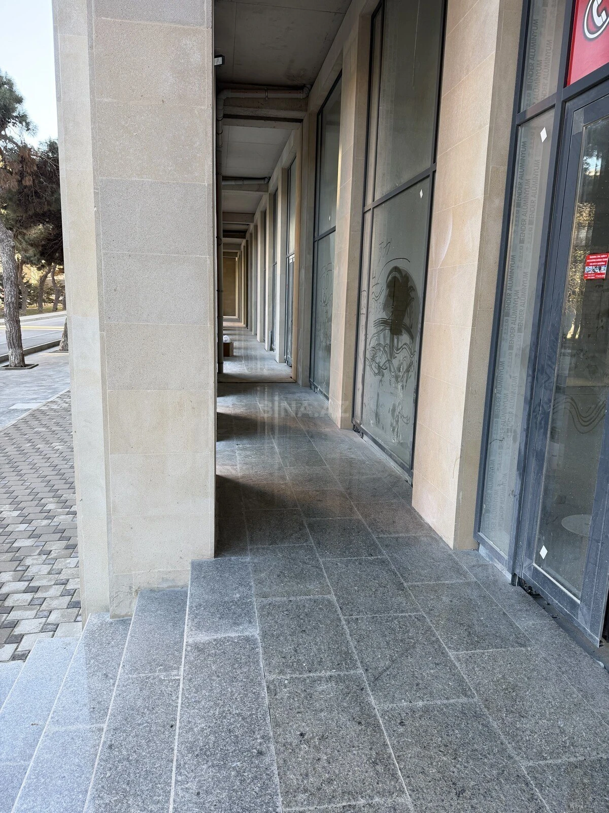 Kirayə verilir obyekt 600 m²