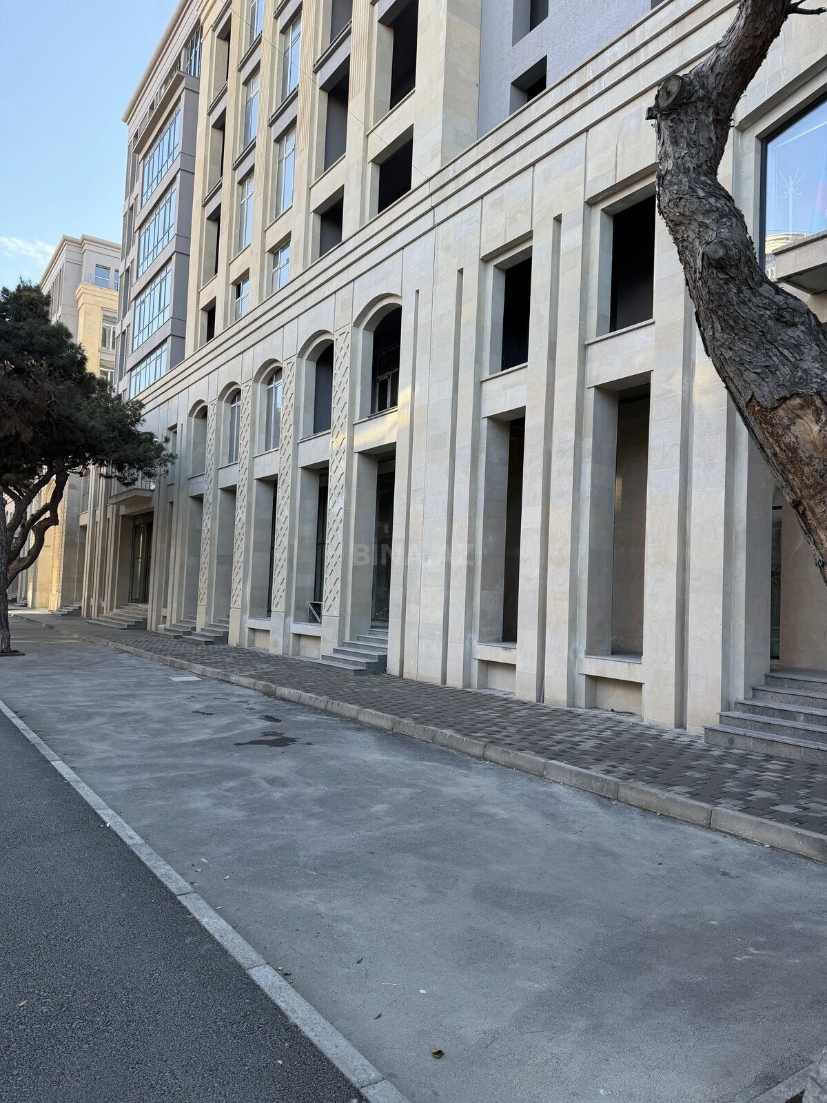 Kirayə verilir obyekt 600 m²