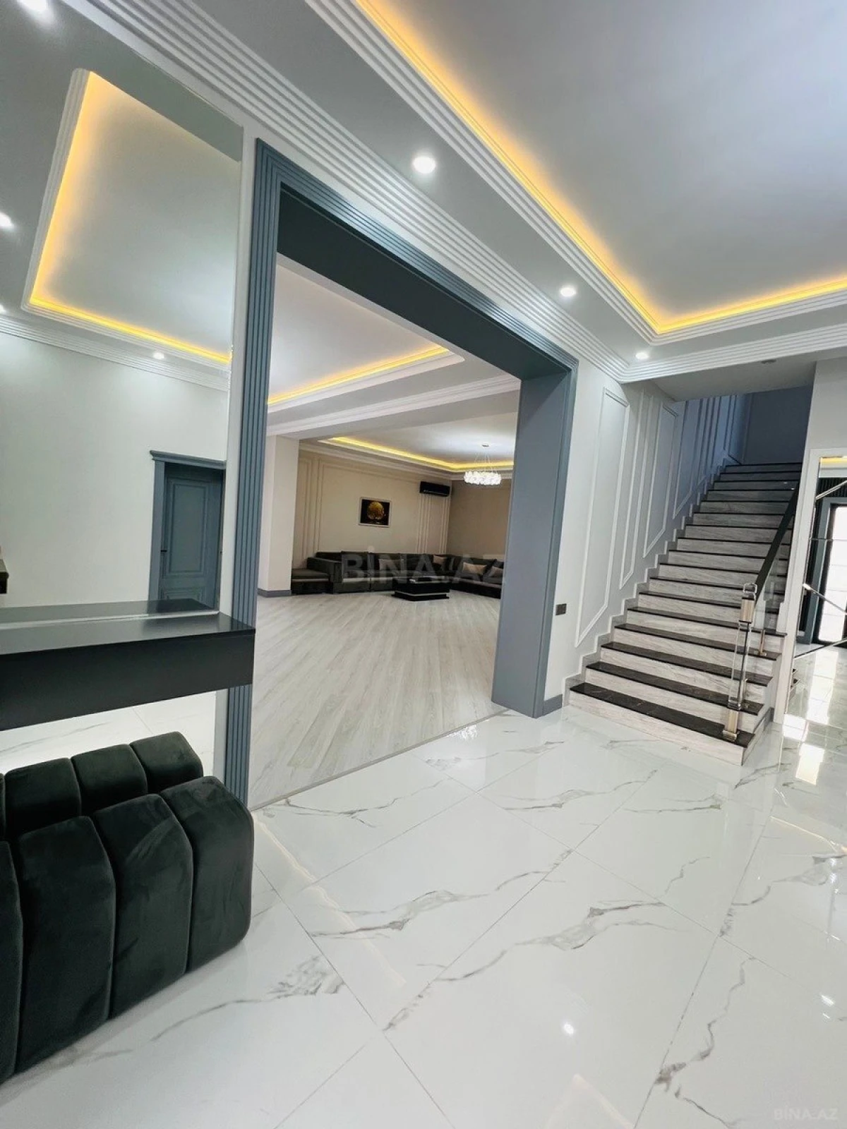 Kirayə verilir 5 otaqlı həyət evi 550 m²