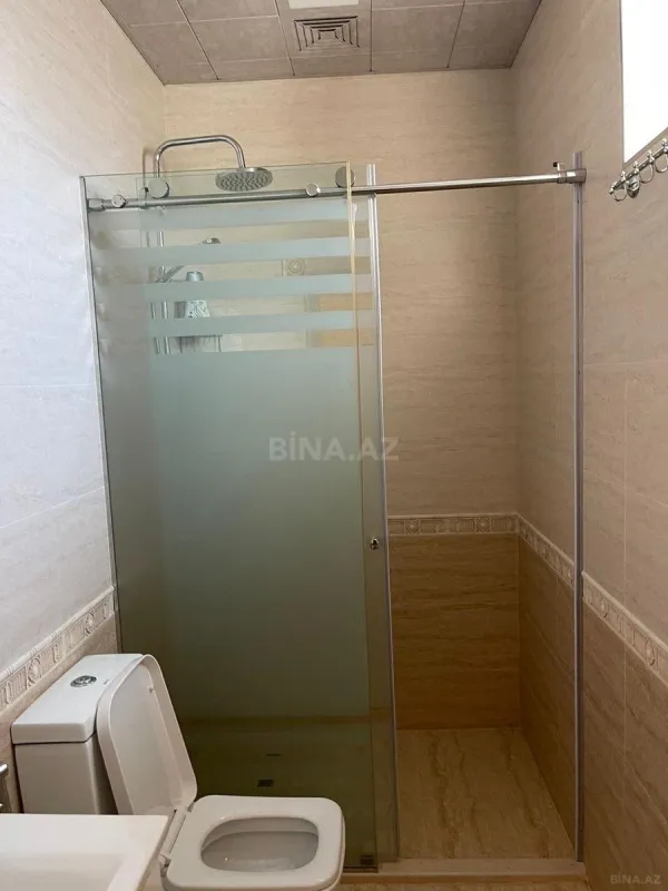 Kirayə verilir 7 otaqlı həyət evi 600 m²