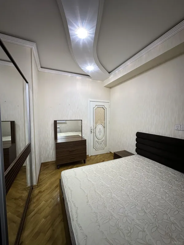 Satılır 2 otaqlı mənzil 60 m²