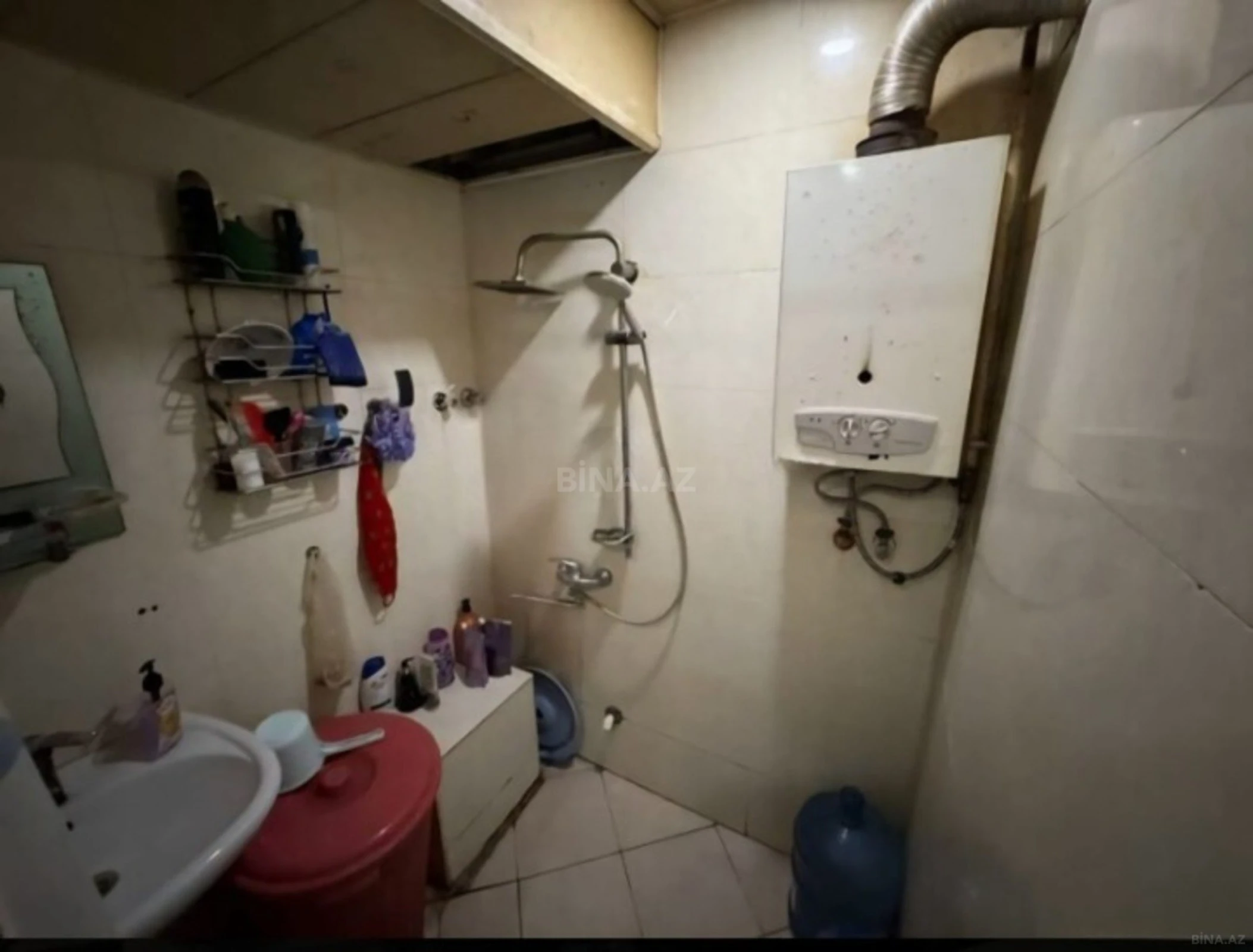 Satılır 3 otaqlı mənzil 110 m²