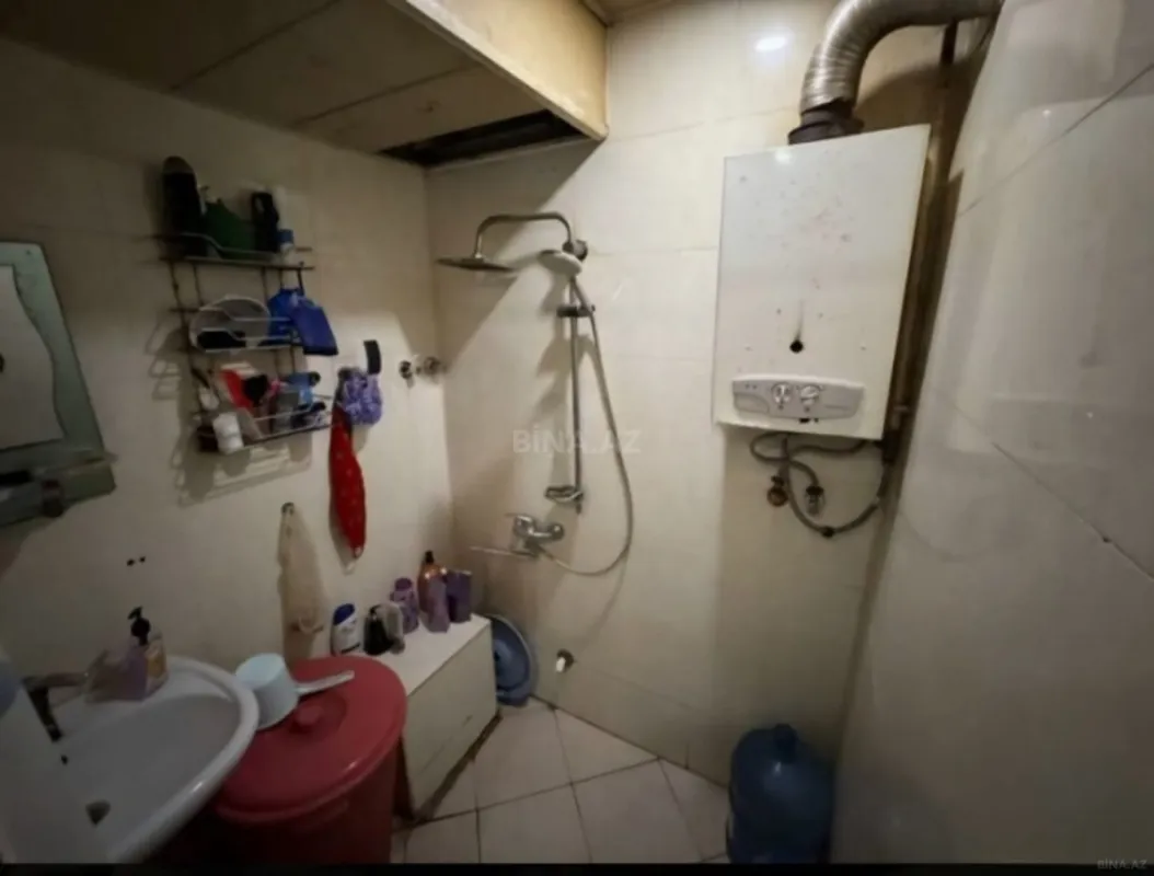 Satılır 3 otaqlı mənzil 110 m²