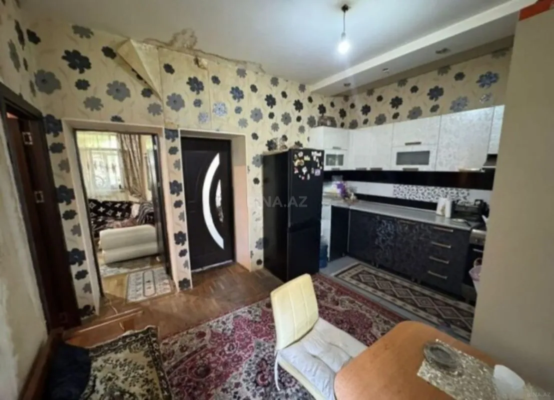 Satılır 3 otaqlı mənzil 110 m²