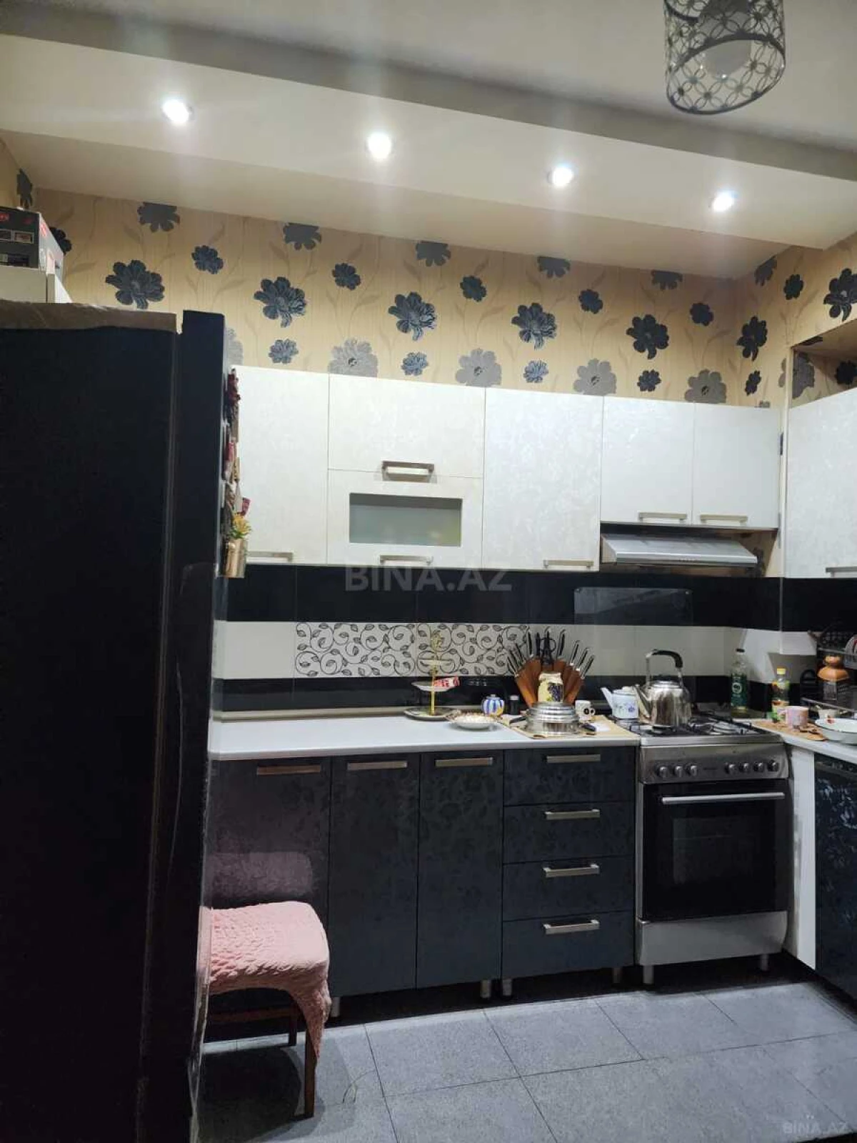Satılır 3 otaqlı mənzil 110 m²