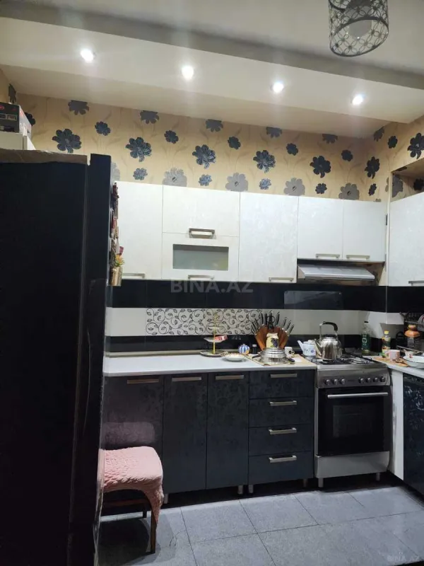Satılır 3 otaqlı mənzil 110 m²