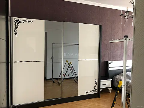 Satılır 3 otaqlı mənzil 95 m²