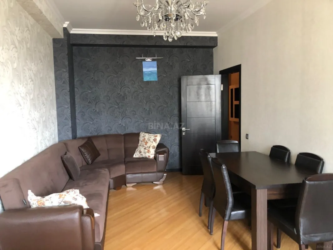 Satılır 3 otaqlı mənzil 95 m²