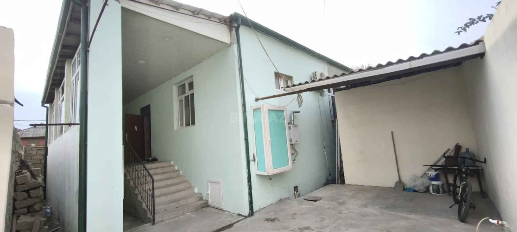 Satılır 4 otaqlı həyət evi 100 m²